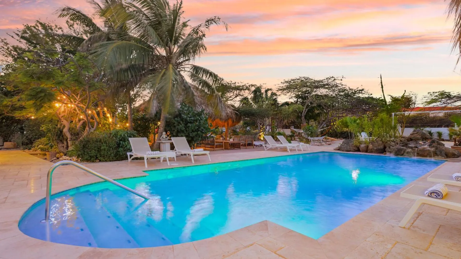 Boca Beach House New Lux 6 Bed 6 Bath Pool Walk To Beach Palm Beach 0*,  Aruba